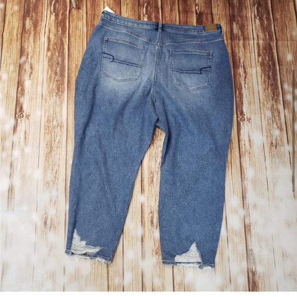 American Eagle Curvy Stretch Mom Jeans Ripped High Waisted Rise 90s Boho - Picture 3 of 4